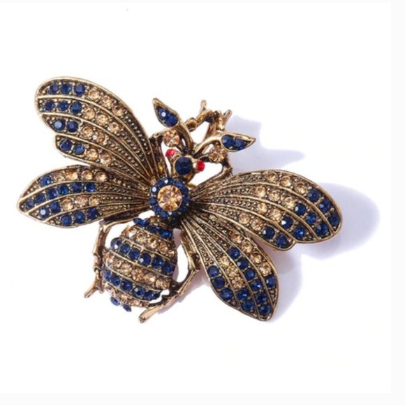 Jewelry - Large Rhinestone Bee Brooch / Necklace Pendant